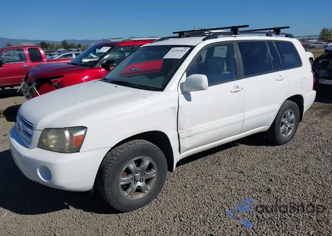 2005 Toyota Highlander V6 from USA, damaged, VIN JTEEP21A350108281